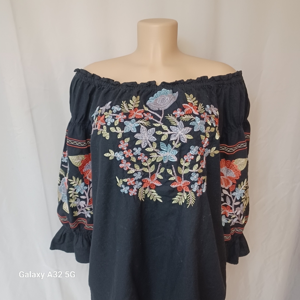 Free People Size XS Embroidered Black Off-Shoulder Dress - Picture 3 of 12